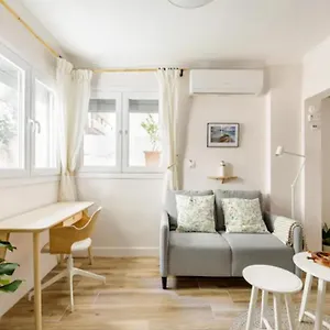Lovely Small Apartament